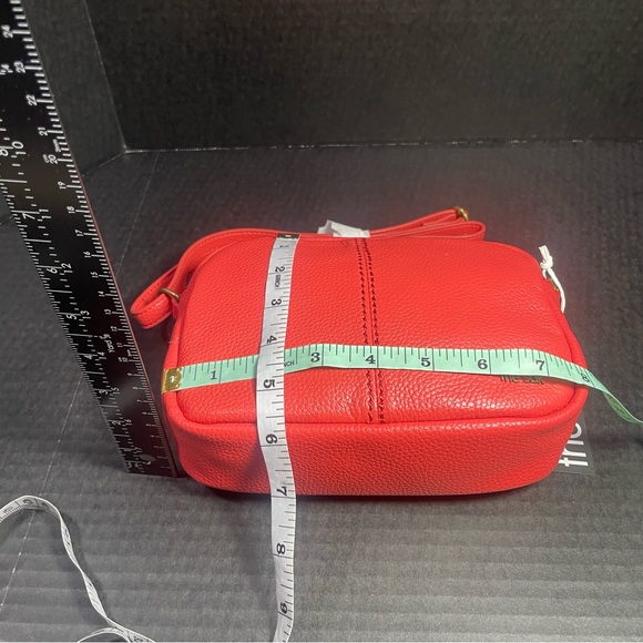 BNWT The Sak De Young Camera Crossbody Cayenne GREAT GIFT! PRICE FIRM FI… - Picture 5 of 10